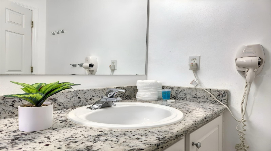 KISSIMMEE, Florida 34746, 3 Bedrooms Bedrooms, ,2 BathroomsBathrooms,Residential,For Sale,PARK RIDGE,0,MFRO6425222