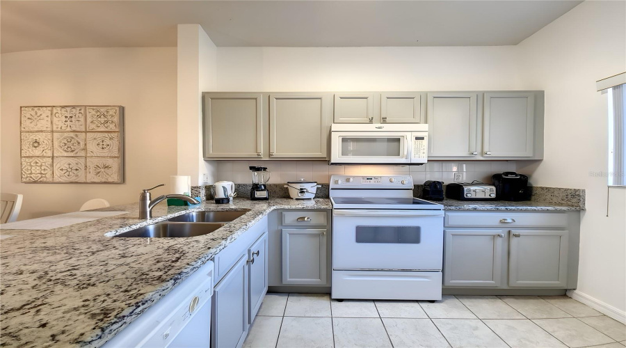 KISSIMMEE, Florida 34746, 3 Bedrooms Bedrooms, ,2 BathroomsBathrooms,Residential,For Sale,PARK RIDGE,0,MFRO6425222