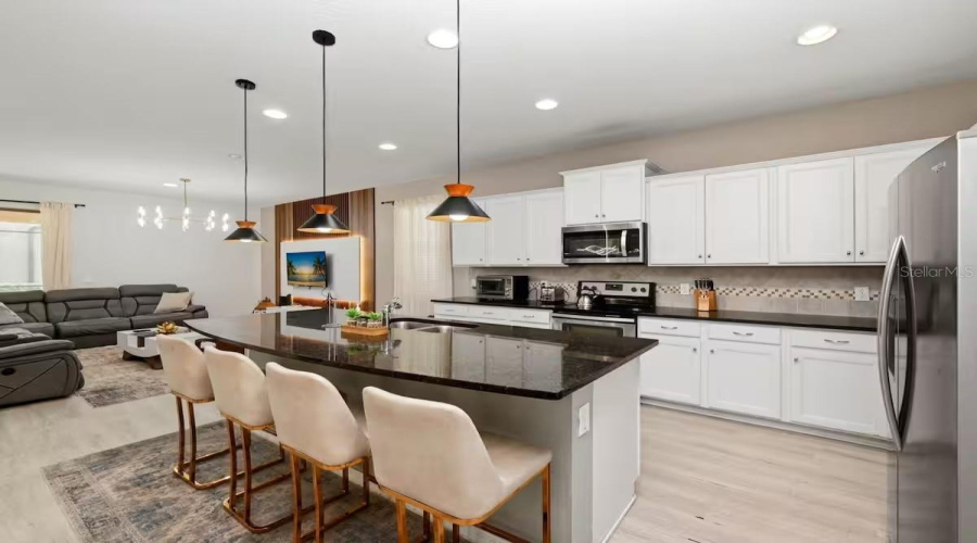 KISSIMMEE, Florida 34747, 8 Bedrooms Bedrooms, ,6 BathroomsBathrooms,Residential,For Sale,NICE,0,MFRO6429118
