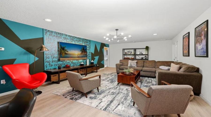 KISSIMMEE, Florida 34747, 8 Bedrooms Bedrooms, ,6 BathroomsBathrooms,Residential,For Sale,NICE,0,MFRO6429118