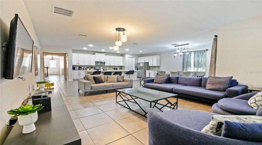 KISSIMMEE, Florida 34747, 8 Bedrooms Bedrooms, ,7 BathroomsBathrooms,Residential,For Sale,SAWYER PALM,0,MFRO6429006