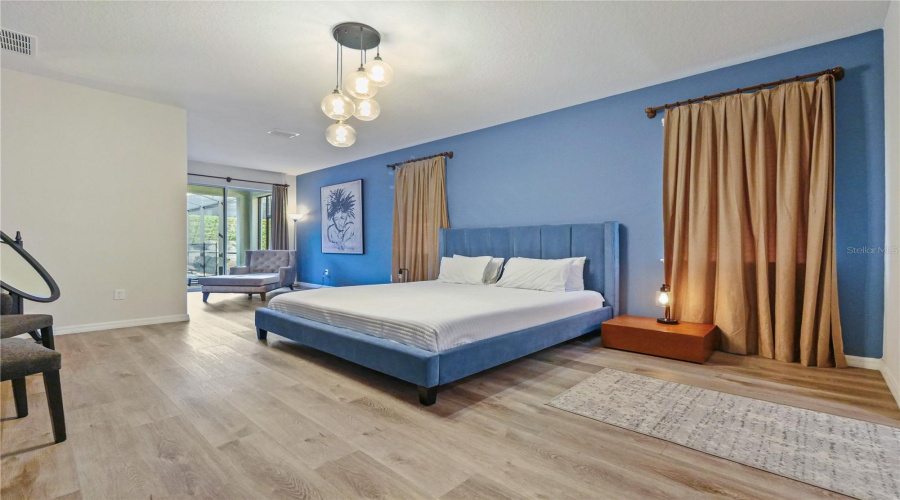 KISSIMMEE, Florida 34747, 8 Bedrooms Bedrooms, ,7 BathroomsBathrooms,Residential,For Sale,SAWYER PALM,0,MFRO6429006