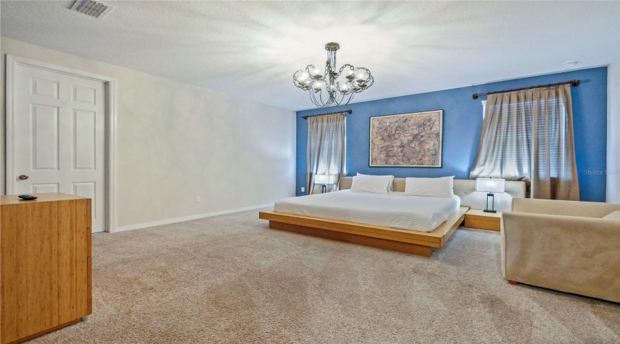 KISSIMMEE, Florida 34747, 8 Bedrooms Bedrooms, ,7 BathroomsBathrooms,Residential,For Sale,SAWYER PALM,0,MFRO6429006