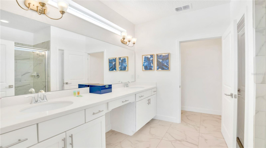 KISSIMMEE, Florida 34746, 10 Bedrooms Bedrooms, ,8 BathroomsBathrooms,Residential,For Sale,MARCELLO,0,MFRG5115738