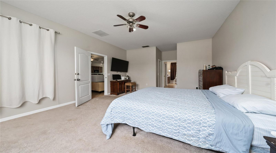 KISSIMMEE, Florida 34746, 4 Bedrooms Bedrooms, ,2 BathroomsBathrooms,Residential,For Sale,WESTBROOK,0,MFRS5154674