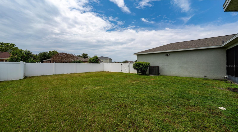 KISSIMMEE, Florida 34746, 4 Bedrooms Bedrooms, ,2 BathroomsBathrooms,Residential,For Sale,WESTBROOK,0,MFRS5154674