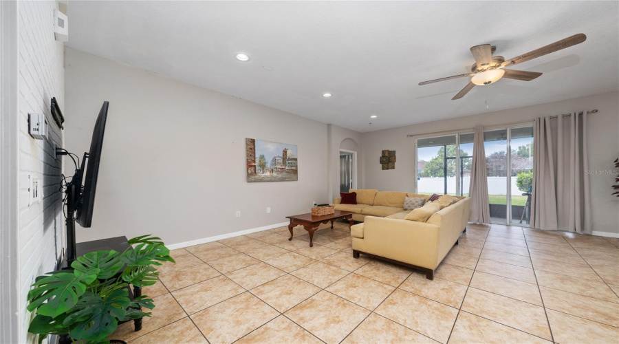 KISSIMMEE, Florida 34746, 4 Bedrooms Bedrooms, ,2 BathroomsBathrooms,Residential,For Sale,WESTBROOK,0,MFRS5154674