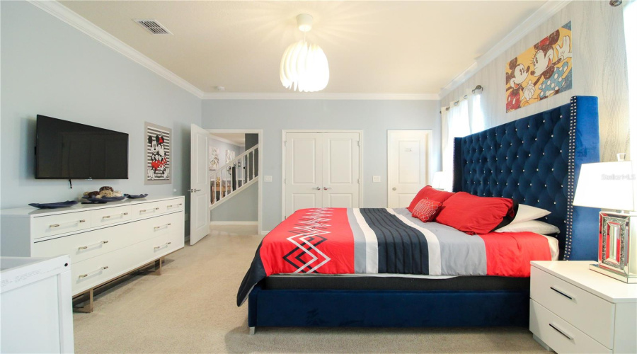 DAVENPORT, Florida 33897, 10 Bedrooms Bedrooms, ,8 BathroomsBathrooms,Residential,For Sale,LELANI,0,MFRO6428920