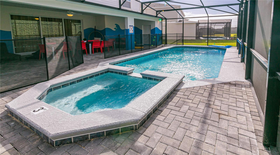 DAVENPORT, Florida 33897, 10 Bedrooms Bedrooms, ,8 BathroomsBathrooms,Residential,For Sale,LELANI,0,MFRO6428920