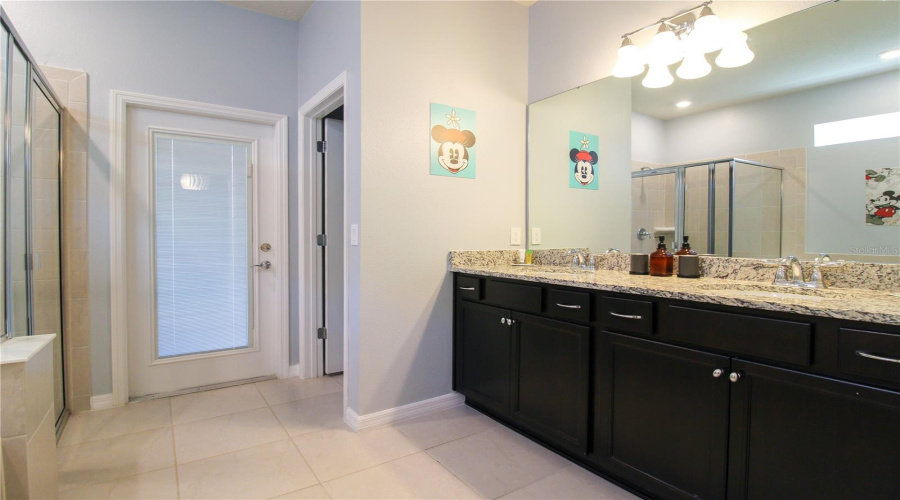 DAVENPORT, Florida 33897, 10 Bedrooms Bedrooms, ,8 BathroomsBathrooms,Residential,For Sale,LELANI,0,MFRO6428920