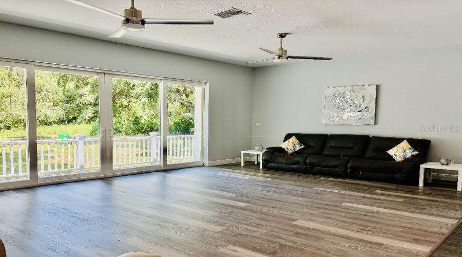 KISSIMMEE, Florida 34746, 4 Bedrooms Bedrooms, ,4 BathroomsBathrooms,Residential,For Sale,WOODBERRY,0,MFRTB8533058
