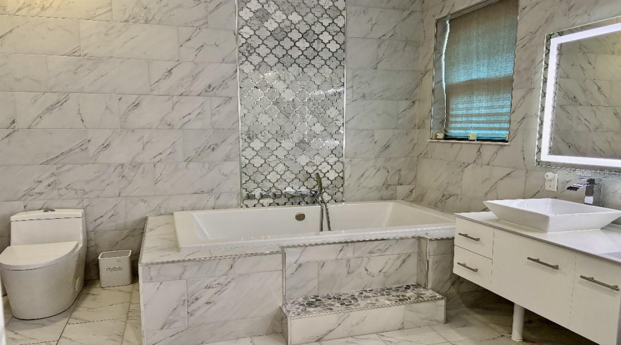 KISSIMMEE, Florida 34746, 4 Bedrooms Bedrooms, ,4 BathroomsBathrooms,Residential,For Sale,WOODBERRY,0,MFRTB8533058