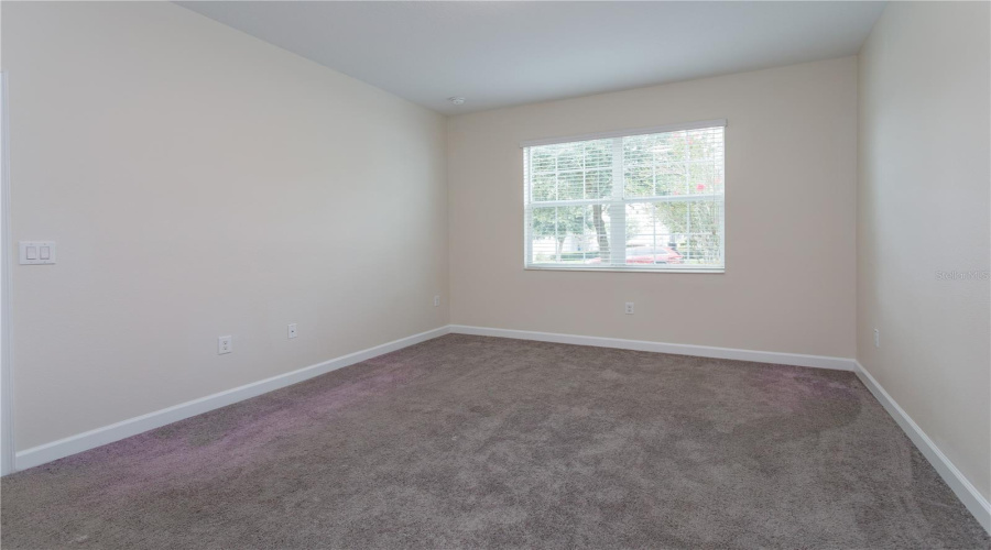 DAVENPORT, Florida 33896, 6 Bedrooms Bedrooms, ,6 BathroomsBathrooms,Residential,For Sale,MOON VALLEY,0,MFRO6429083