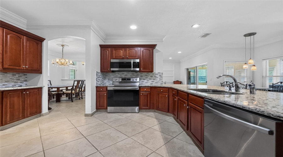 KISSIMMEE, Florida 34746, 3 Bedrooms Bedrooms, ,2 BathroomsBathrooms,Residential,For Sale,FOREST PARK,0,MFRO6429562