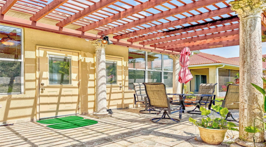KISSIMMEE, Florida 34746, 3 Bedrooms Bedrooms, ,2 BathroomsBathrooms,Residential,For Sale,FOREST PARK,0,MFRO6429562