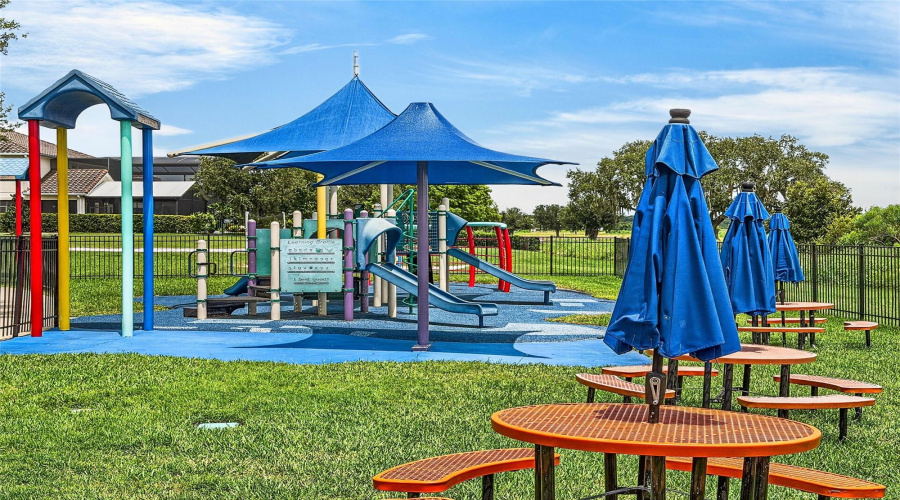 KISSIMMEE, Florida 34746, 3 Bedrooms Bedrooms, ,2 BathroomsBathrooms,Residential,For Sale,FOREST PARK,0,MFRO6429562