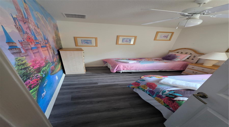 Davenport, Florida 33896, 6 Bedrooms Bedrooms, ,4 Bathroomsbathrooms,Residential,For Sale,Windsor,0,Mfro6429650