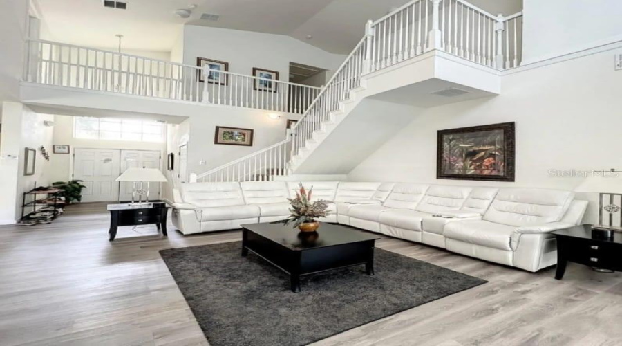 DAVENPORT, Florida 33896, 5 Bedrooms Bedrooms, ,4 BathroomsBathrooms,Residential,For Sale,WINDSOR,0,MFRO6429650