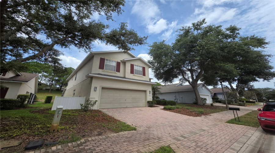 Davenport, Florida 33896, 6 Bedrooms Bedrooms, ,4 Bathroomsbathrooms,Residential,For Sale,Windsor,0,Mfro6429650