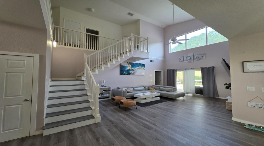 Davenport, Florida 33896, 6 Bedrooms Bedrooms, ,4 Bathroomsbathrooms,Residential,For Sale,Windsor,0,Mfro6429650
