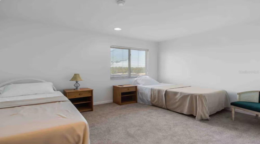 DAVENPORT, Florida 33897, 5 Bedrooms Bedrooms, ,3 BathroomsBathrooms,Residential,For Sale,CORVINA,0,MFRTB8533365