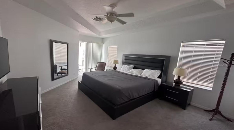 DAVENPORT, Florida 33897, 5 Bedrooms Bedrooms, ,3 BathroomsBathrooms,Residential,For Sale,CORVINA,0,MFRTB8533365