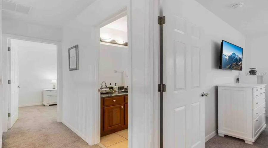 DAVENPORT, Florida 33897, 5 Bedrooms Bedrooms, ,3 BathroomsBathrooms,Residential,For Sale,CORVINA,0,MFRTB8533365