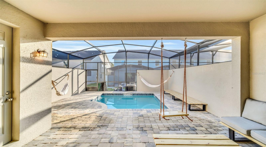 KISSIMMEE, Florida 34747, 6 Bedrooms Bedrooms, ,4 BathroomsBathrooms,Residential,For Sale,TROPICAL PALMS,0,MFRO6429663