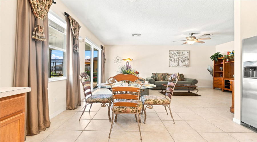 DAVENPORT, Florida 33837, 6 Bedrooms Bedrooms, ,3 BathroomsBathrooms,Residential,For Sale,WILDFLOWER,0,MFRV4950429