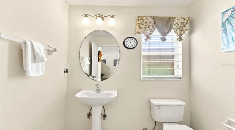DAVENPORT, Florida 33837, 6 Bedrooms Bedrooms, ,3 BathroomsBathrooms,Residential,For Sale,WILDFLOWER,0,MFRV4950429