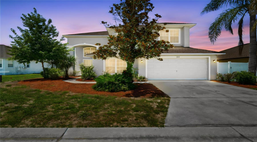 DAVENPORT, Florida 33837, 6 Bedrooms Bedrooms, ,3 BathroomsBathrooms,Residential,For Sale,WILDFLOWER,0,MFRV4950429