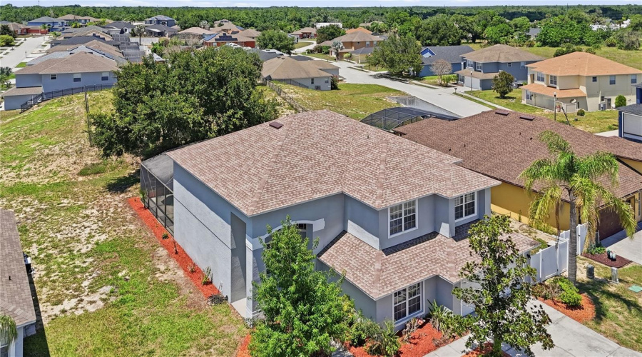 DAVENPORT, Florida 33837, 6 Bedrooms Bedrooms, ,3 BathroomsBathrooms,Residential,For Sale,WILDFLOWER,0,MFRV4950429