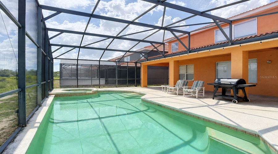 DAVENPORT, Florida 33837, 6 Bedrooms Bedrooms, ,5 BathroomsBathrooms,Residential,For Sale,VIOLA,0,MFRO6420829