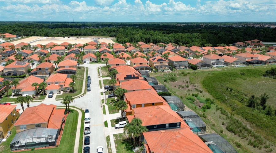 DAVENPORT, Florida 33837, 6 Bedrooms Bedrooms, ,5 BathroomsBathrooms,Residential,For Sale,VIOLA,0,MFRO6420829
