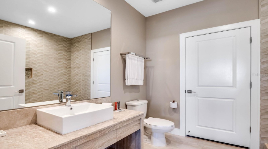 KISSIMMEE, Florida 34747, 3 Bedrooms Bedrooms, ,4 BathroomsBathrooms,Residential,For Sale,BROOKLYN,0,MFRO6428542