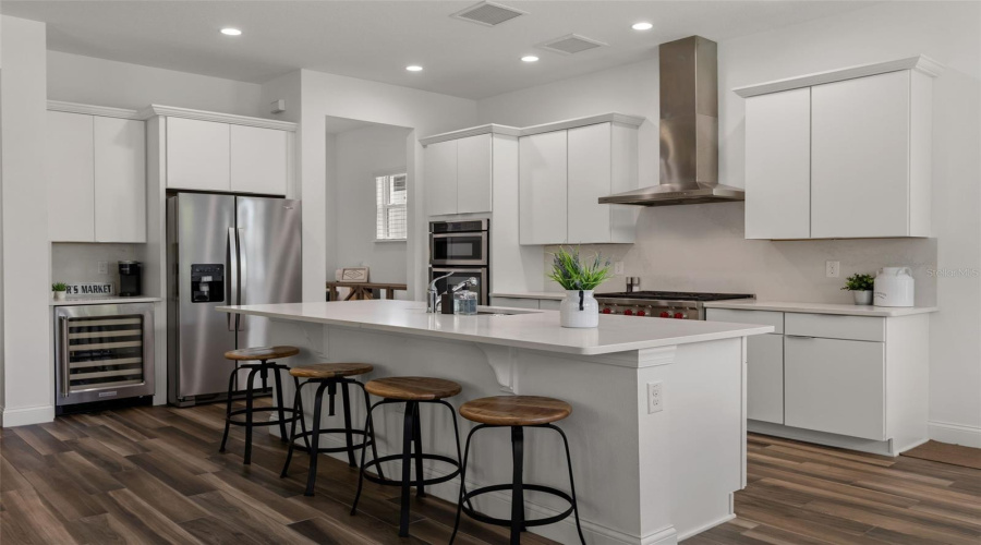 ORLANDO, Florida 32836, 5 Bedrooms Bedrooms, ,4 BathroomsBathrooms,Residential,For Sale,ROYAL CYPRESS,0,MFRO6380590