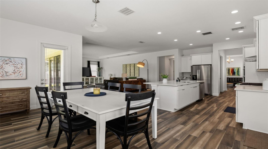 ORLANDO, Florida 32836, 5 Bedrooms Bedrooms, ,4 BathroomsBathrooms,Residential,For Sale,ROYAL CYPRESS,0,MFRO6380590