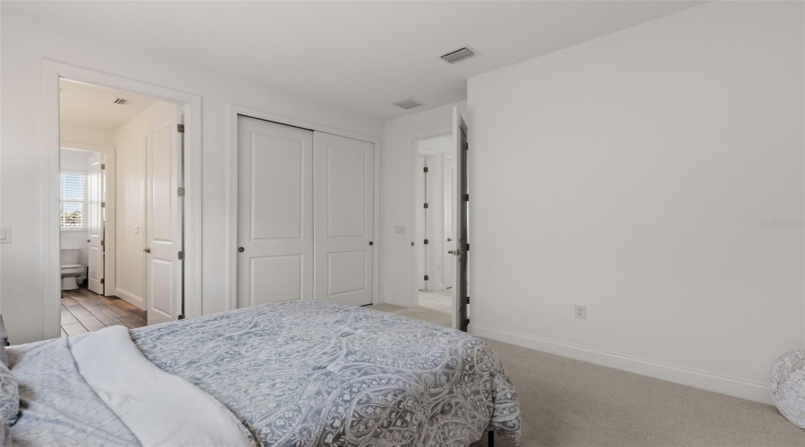 ORLANDO, Florida 32836, 5 Bedrooms Bedrooms, ,4 BathroomsBathrooms,Residential,For Sale,ROYAL CYPRESS,0,MFRO6380590