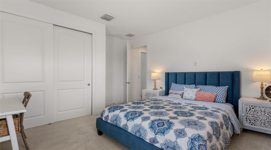 ORLANDO, Florida 32836, 5 Bedrooms Bedrooms, ,4 BathroomsBathrooms,Residential,For Sale,ROYAL CYPRESS,0,MFRO6380590