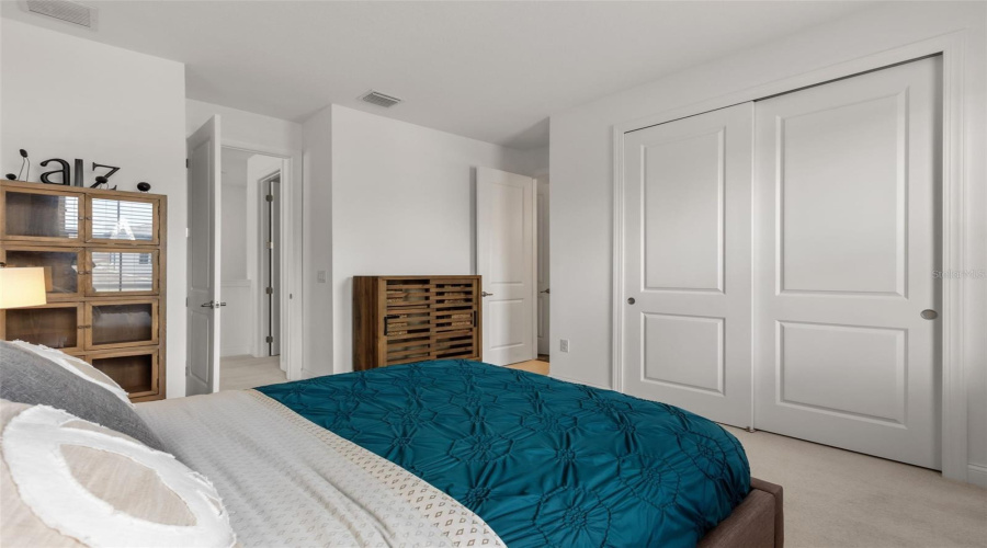 ORLANDO, Florida 32836, 5 Bedrooms Bedrooms, ,4 BathroomsBathrooms,Residential,For Sale,ROYAL CYPRESS,0,MFRO6380590