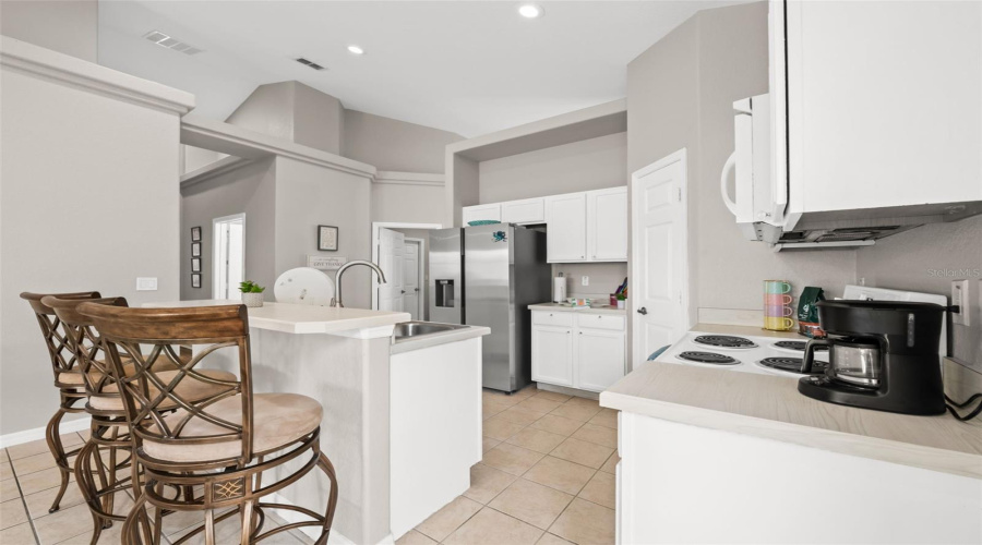 DAVENPORT, Florida 33837, 4 Bedrooms Bedrooms, ,3 BathroomsBathrooms,Residential,For Sale,ANDALUSIA,0,MFRO6418117