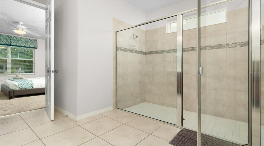 KISSIMMEE, Florida 34747, 6 Bedrooms Bedrooms, ,5 BathroomsBathrooms,Residential,For Sale,FLAMINGO KEY,0,MFRS5134521