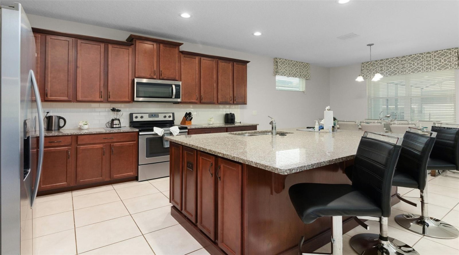 KISSIMMEE, Florida 34747, 6 Bedrooms Bedrooms, ,5 BathroomsBathrooms,Residential,For Sale,FLAMINGO KEY,0,MFRS5134521