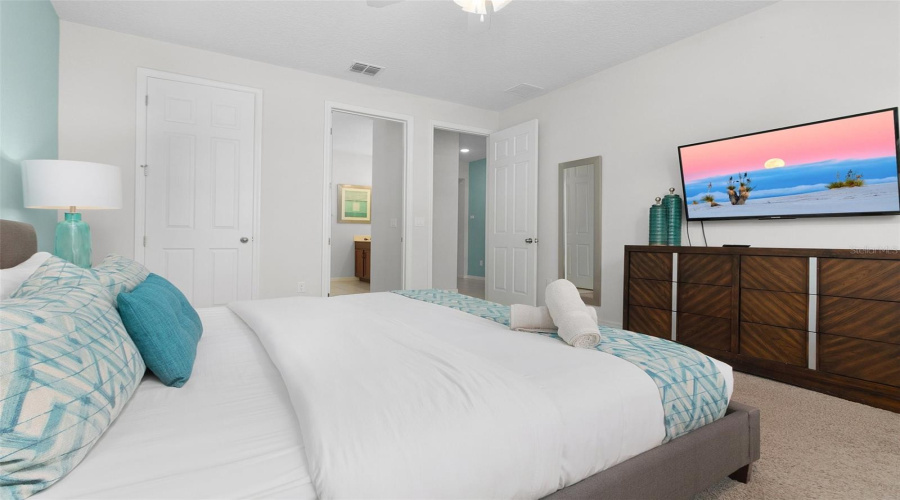 KISSIMMEE, Florida 34747, 6 Bedrooms Bedrooms, ,5 BathroomsBathrooms,Residential,For Sale,FLAMINGO KEY,0,MFRS5134521