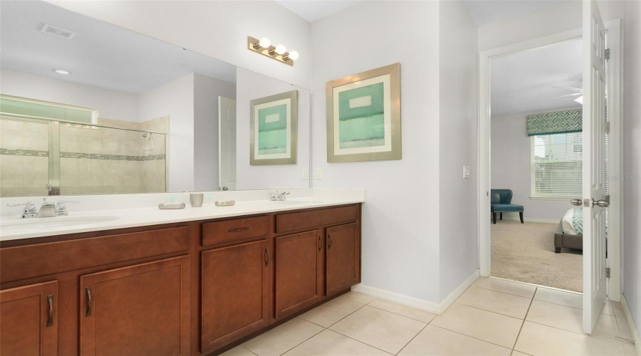 KISSIMMEE, Florida 34747, 6 Bedrooms Bedrooms, ,5 BathroomsBathrooms,Residential,For Sale,FLAMINGO KEY,0,MFRS5134521