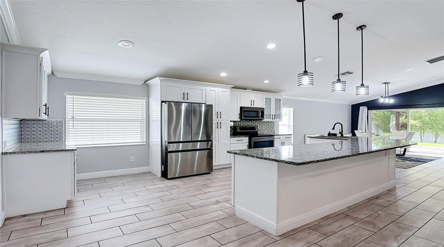 DAVENPORT, Florida 33897, 4 Bedrooms Bedrooms, ,2 BathroomsBathrooms,Residential,For Sale,BRAYTON LN,0,MFRS5153960