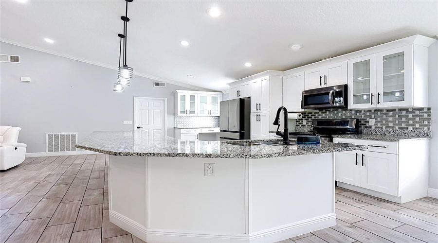 DAVENPORT, Florida 33897, 4 Bedrooms Bedrooms, ,2 BathroomsBathrooms,Residential,For Sale,BRAYTON LN,0,MFRS5153960
