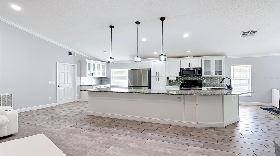 DAVENPORT, Florida 33897, 4 Bedrooms Bedrooms, ,2 BathroomsBathrooms,Residential,For Sale,BRAYTON LN,0,MFRS5153960