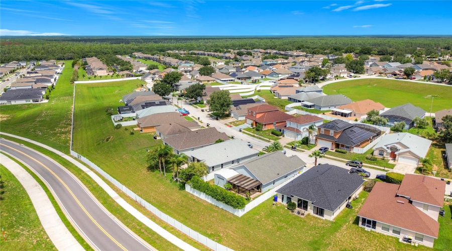 DAVENPORT, Florida 33897, 4 Bedrooms Bedrooms, ,2 BathroomsBathrooms,Residential,For Sale,BRAYTON LN,0,MFRS5153960