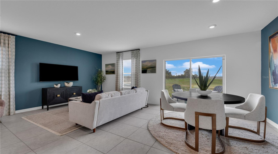 DAVENPORT, Florida 33897, 3 Bedrooms Bedrooms, ,2 BathroomsBathrooms,Residential,For Sale,CUBAN ROYAL PALM,0,MFRO6429794
